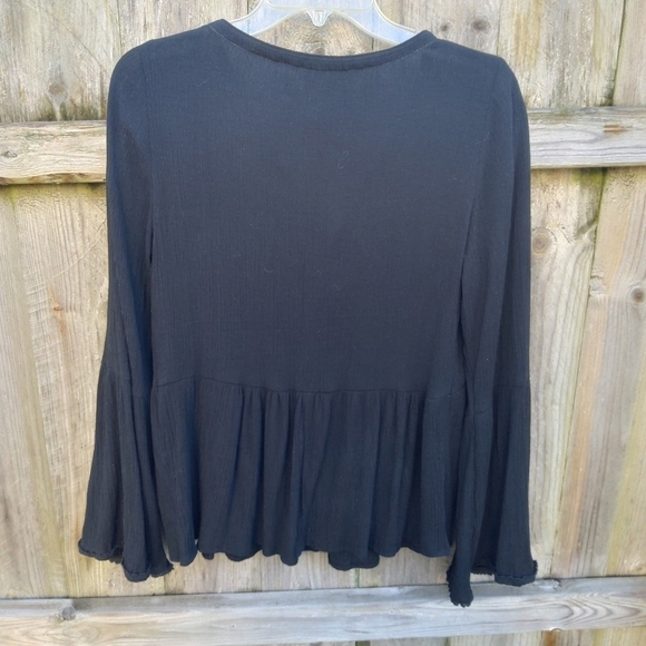 KNOX ROSE SMALL EMBROIDERED PEASANT TOP - Picture 5 of 5